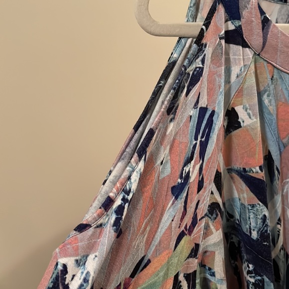 Multi Colored Top - Picture 3 of 6